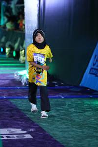 BIB: 3135
                            <button type="button" onclick="openModal(26221914)" class="btn btn-primary btn-sm float-right btn-popup" data-toggle="modal" data-target=".modal-high-quality">
                        <i class="fas fa-shopping-cart"></i> Add to Cart
                    </button>
                                            <button type="button" onclick="isThisMe(26221914, true)" class="btn btn-success btn-sm float-right btn-popup btn-isme hidden" data-toggle="tooltip" data-placement="bottom" title="นี่คือรูปของคุณใช่ไหม คลิกที่นี่เพื่อเอาเข้าอัลบั้ม">
                        <i class="fas fa-plus"></i> Add to album
                    </button>
                    <button type="button" onclick="isThisMe(26221914, false)" class="btn btn-warning btn-sm float-right btn-popup btn-isnotme hidden">
                        <i class="fas fa-ban"></i> Remove from album
                    </button>